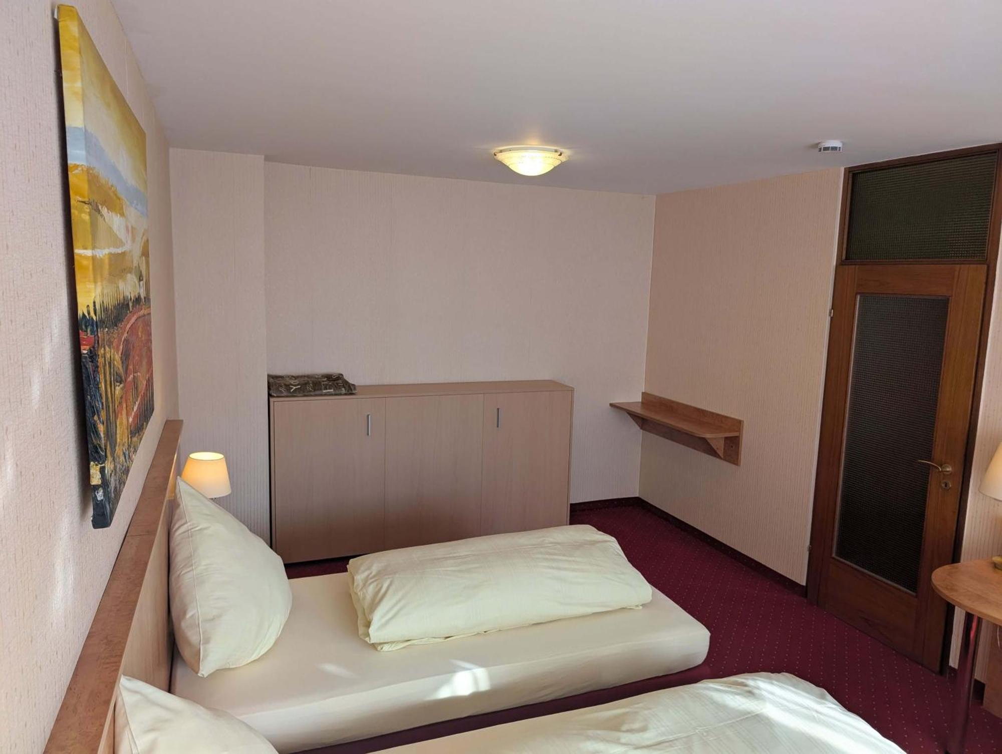 Stadthotel Hotel 3*