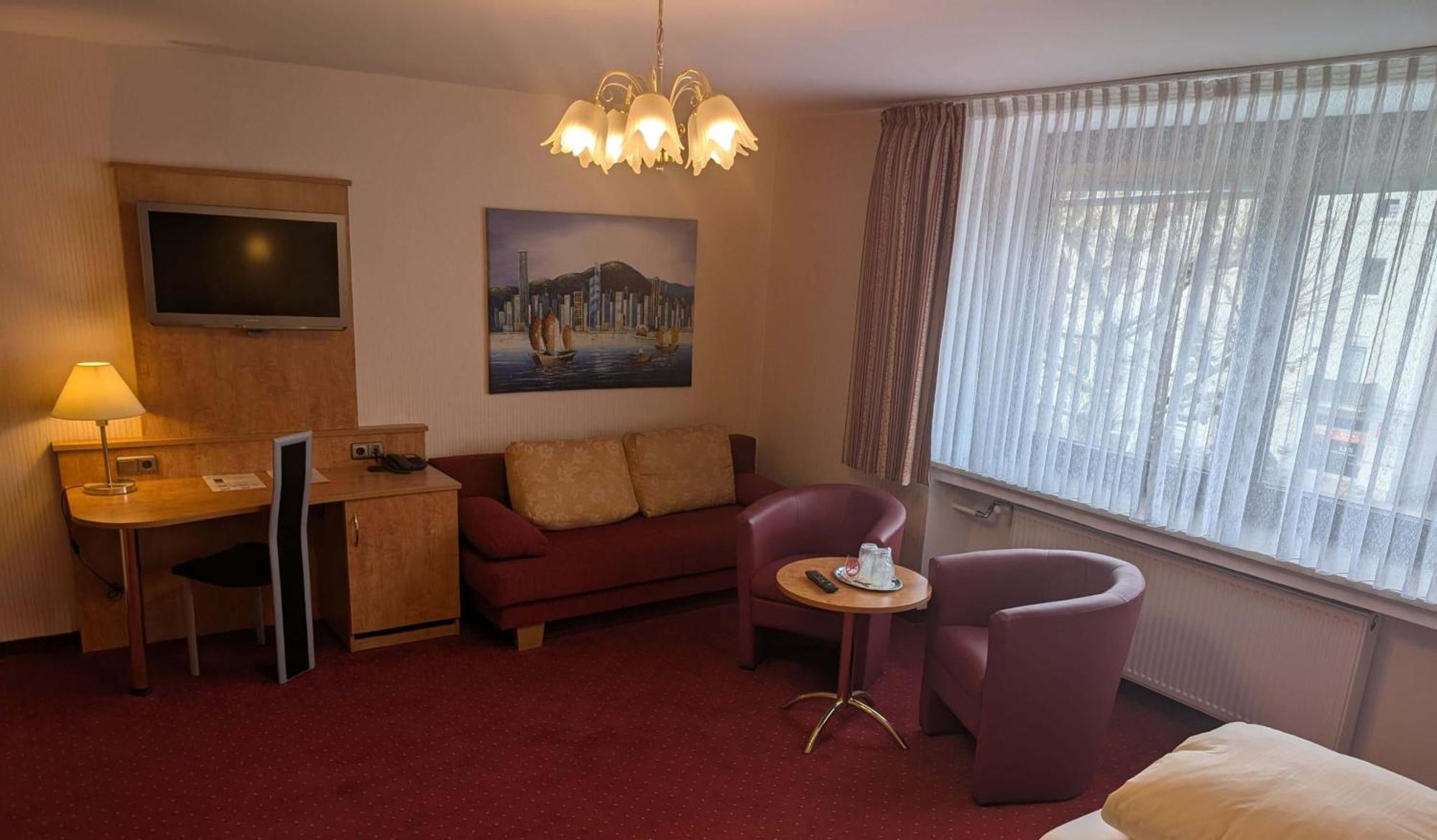 Stadthotel Hotel 3*
