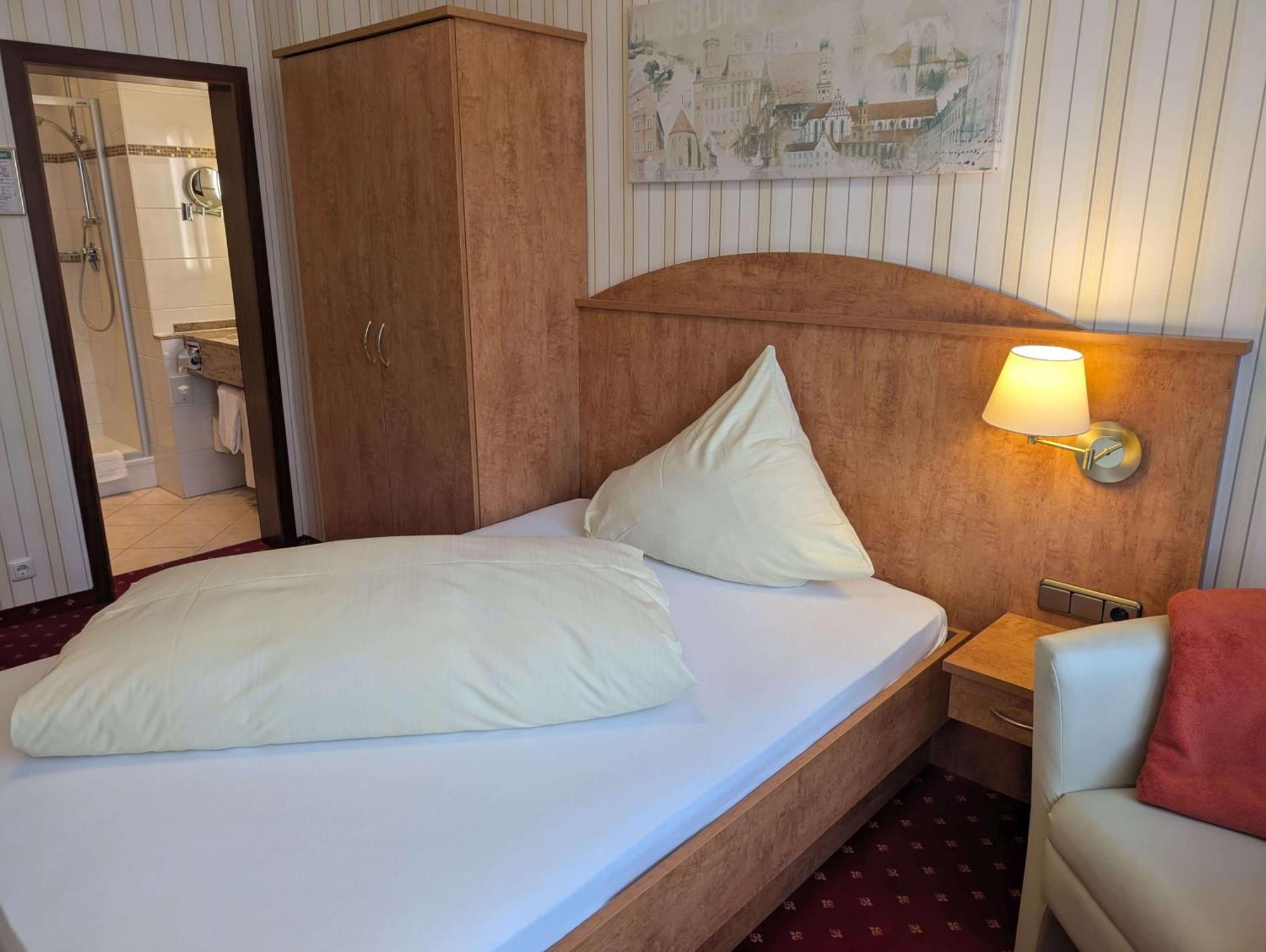 Hotel Stadthotel 3*