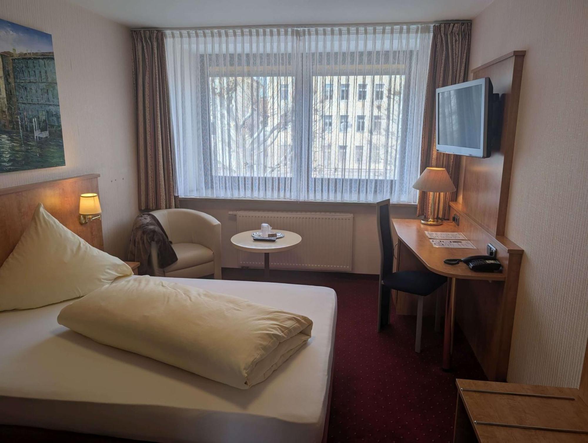 Stadthotel 3*