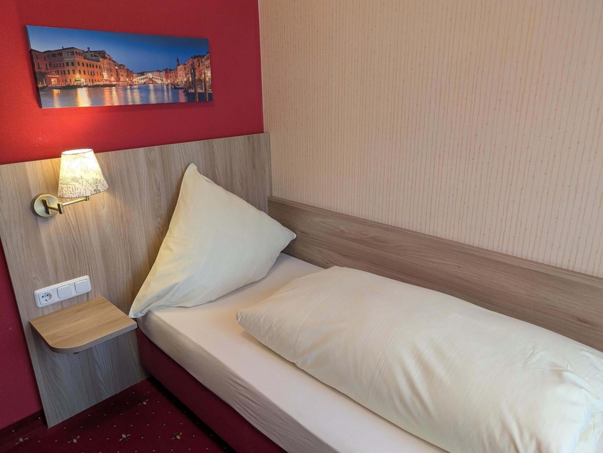 Stadthotel 3*
